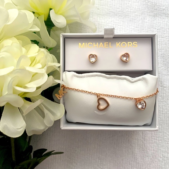 Michael Kors Rose Gold Bracelet with Earrings. - Picture 1 of 3